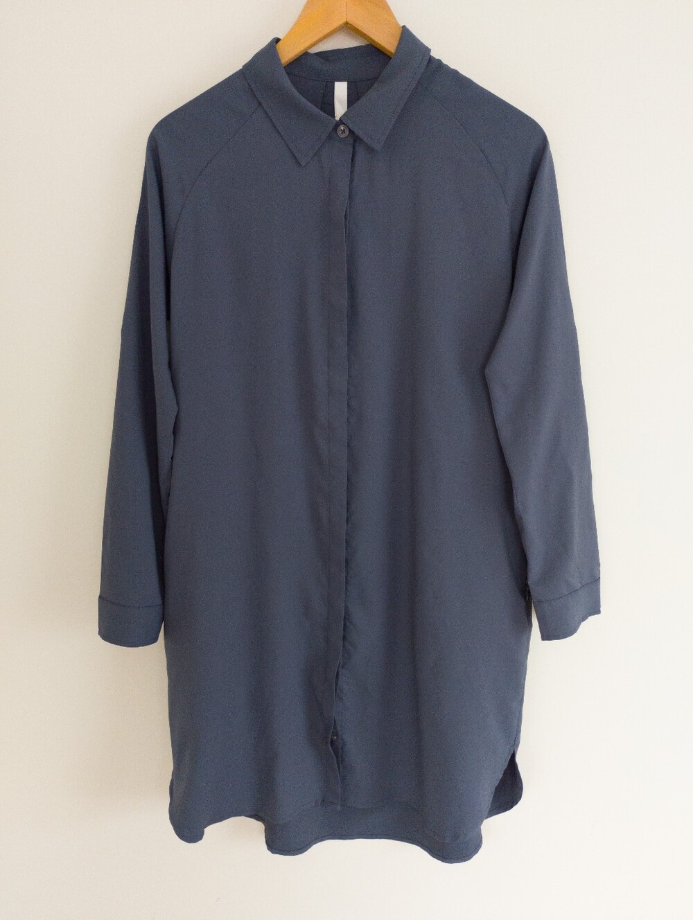 KOSAN Travel Long Sleeve Button Up Shirt Dress Slate Grey Small Zip Pocket